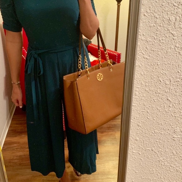 Tory Burch Everly Leather Tote - Picture 9 of 13